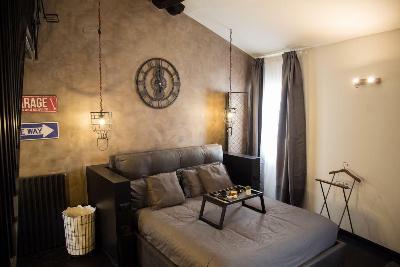 Industrial Apartment Near Duomo Milan Exterior photo